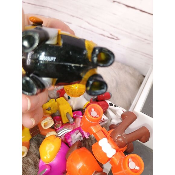 Paw Patrol Mini Plastic Figurines Set Of 5 Characters Marshall Rubble Zuma Rocky - Picture 12 of 12